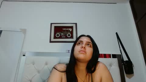 _dafnexxx online show from February 6, 2026, 3:04 pm