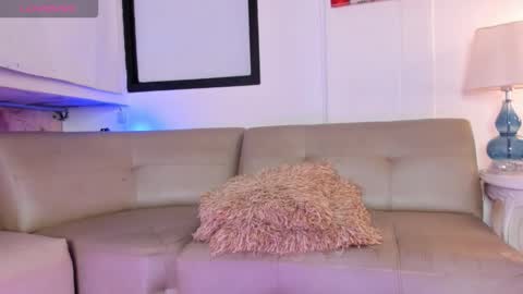 Dahiana Lincoln online show from March 3, 2026, 2:50 am