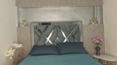 Dante online show from December 13, 2025, 9:09 pm