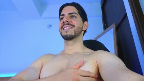 Snapshot of _davidwolf chatting on September 21, 2025, 12:01 am David online show from September 21, 2025, 12:01 am