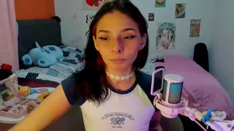 Snapshot of _dayanne_ chatting on December 12, 2024, 3:32 am Pao online show from December 12, 2024, 3:32 am