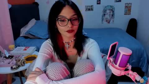 Snapshot of _dayanne_ chatting on January 17, 2025, 3:12 am Pao online show from January 17, 2025, 3:12 am