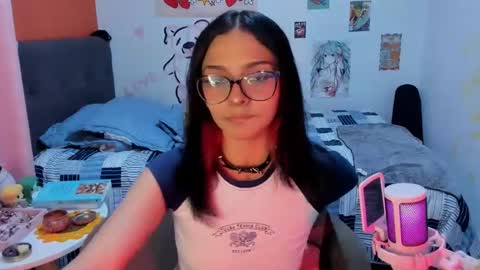 Snapshot of _dayanne_ chatting on February 6, 2025, 2:44 am Pao online show from February 6, 2025, 2:44 am
