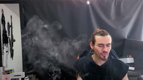 Snapshot of _delacruz911_ chatting on February 15, 2026, 2:25 pm delacruz online show from February 15, 2026, 2:25 pm