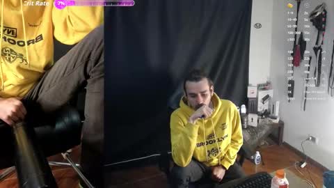 Snapshot of _delacruz911_ chatting on March 4, 2026, 6:19 am delacruz online show from March 4, 2026, 6:19 am