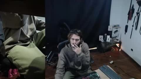 Snapshot of _delacruz911_ chatting on March 8, 2026, 3:54 am delacruz online show from March 8, 2026, 3:54 am