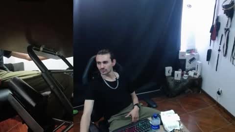 Snapshot of _delacruz911_ chatting on March 13, 2026, 5:52 pm delacruz online show from March 13, 2026, 5:52 pm