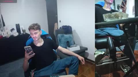 Snapshot of _delacruz911_ chatting on March 23, 2026, 8:02 pm delacruz online show from March 23, 2026, 8:02 pm