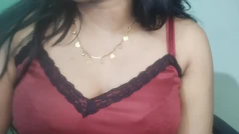 _dreamgirl_0 online show from April 14, 2026, 9:59 am