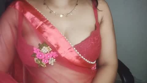 _dreamgirl_0 online show from April 28, 2026, 9:58 am