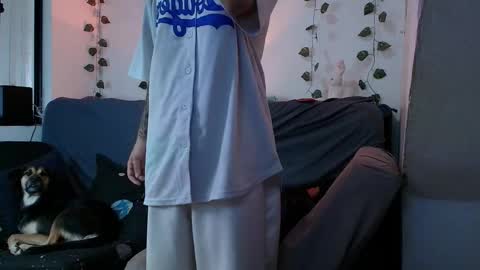 Snapshot of _dualseduction chatting on May 17, 2026, 8:38 pm steve and geral online show from May 17, 2026, 8:38 pm