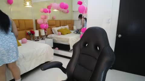 Dulcinea online show from February 9, 2025, 11:47 am