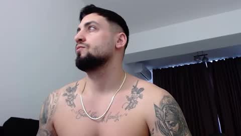 Snapshot of _dylangreen chatting on February 19, 2025, 8:22 am Dylan online show from February 19, 2025, 8:22 am