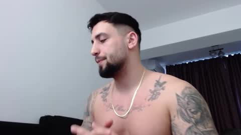 Snapshot of _dylangreen chatting on February 20, 2025, 8:50 am Dylan online show from February 20, 2025, 8:50 am