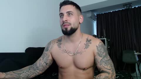 Snapshot of _dylangreen chatting on October 4, 2025, 8:56 am Dylan online show from October 4, 2025, 8:56 am