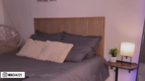 Snapshot of _e_m_m_a_1 chatting on May 14, 2026, 12:45 pm Emma and Tonny online show from May 14, 2026, 12:45 pm