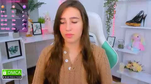 Snapshot of _eliizabeth__ chatting on October 22, 2025, 9:47 pm Lizzy  online show from October 22, 2025, 9:47 pm