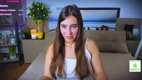 Snapshot of _eliizabeth__ chatting on October 24, 2025, 9:55 pm Lizzy  online show from October 24, 2025, 9:55 pm
