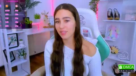 Lizzy  online show from December 17, 2025, 9:43 pm