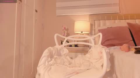 Hi Im Emily online show from January 5, 2026, 5:27 pm