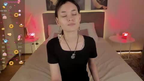 _emily__strike_ online show from December 2, 2025, 10:31 am