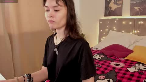 _emily__strike_ online show from May 4, 2026, 1:56 am