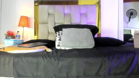 Isabella online show from December 26, 2024, 12:05 pm