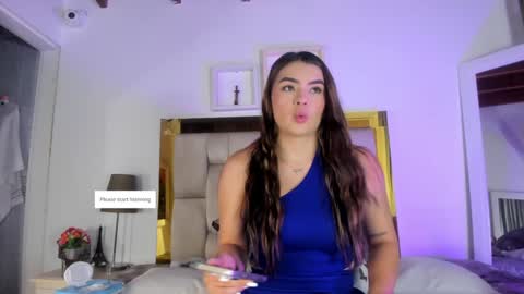 Isabella online show from February 7, 2025, 12:06 pm