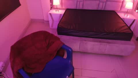 Emily  online show from January 16, 2026, 11:36 am