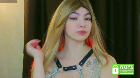 Snapshot of _emilyzortea_ chatting on October 29, 2025, 10:06 am Emily online show from October 29, 2025, 10:06 am