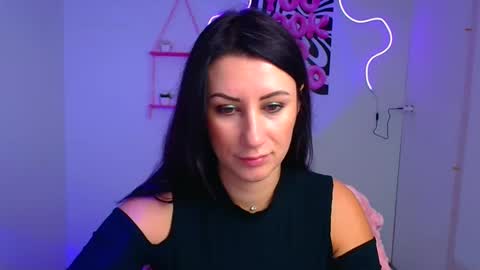 Emma online show from October 10, 2025, 6:23 am