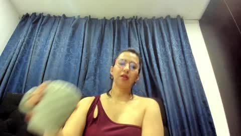 Emma online show from December 3, 2024, 11:13 pm