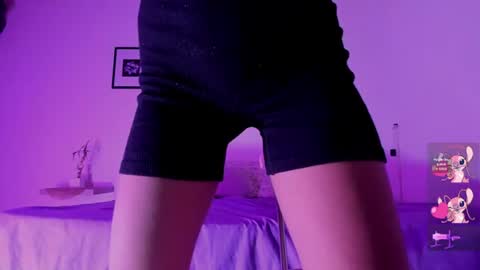 Val Wats online show from July 6, 2026, 3:47 am