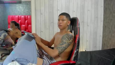_erick_j online show from May 8, 2026, 3:56 am