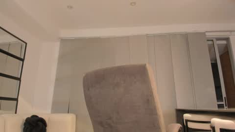 Eva online show from June 5, 2026, 12:39 am