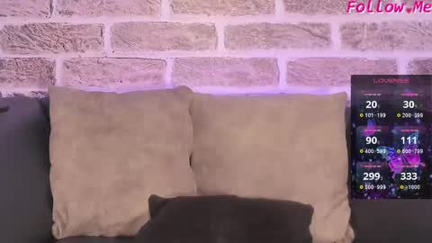 bigboobs evelyn online show from January 19, 2025, 3:50 am