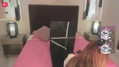 bigboobs evelyn online show from February 20, 2025, 10:26 pm