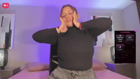 bigboobs evelyn online show from February 23, 2025, 9:37 pm