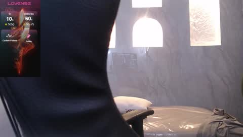 Snapshot of _evoni_b chatting on October 11, 2025, 1:16 am  evoni  online show from October 11, 2025, 1:16 am