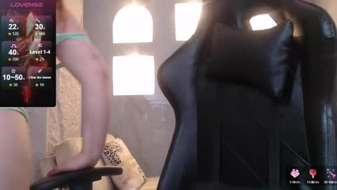 Snapshot of _evoni_b chatting on October 11, 2025, 2:59 pm  evoni  online show from October 11, 2025, 2:59 pm