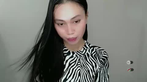 STEFFANNY WELL. online show from December 3, 2024, 1:41 am
