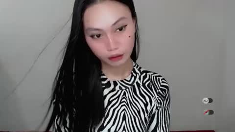 STEFFANNY WELL. online show from December 9, 2024, 11:34 pm