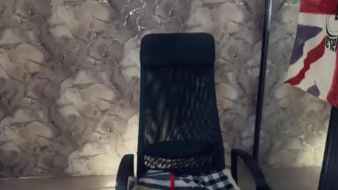 Keanu online show from February 19, 2026, 1:18 pm