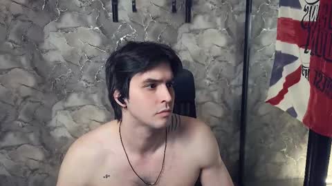 Keanu online show from March 18, 2026, 11:24 am