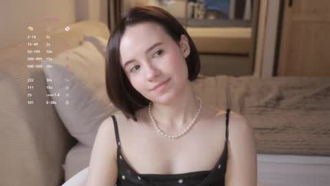 Snapshot of _female_essence_ chatting on May 29, 2026, 7:12 pm Essie online show from May 29, 2026, 7:12 pm