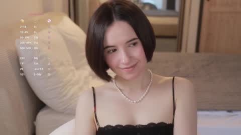 Snapshot of _female_essence_ chatting on May 31, 2026, 6:09 pm Essie online show from May 31, 2026, 6:09 pm