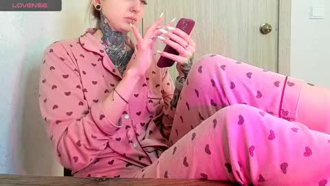 Alis online show from February 13, 2025, 1:59 pm