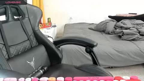 Alis online show from October 14, 2025, 9:43 am