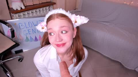 Lola 3  online show from January 19, 2025, 5:28 pm