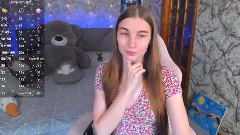 Kate online show from October 21, 2025, 1:56 pm